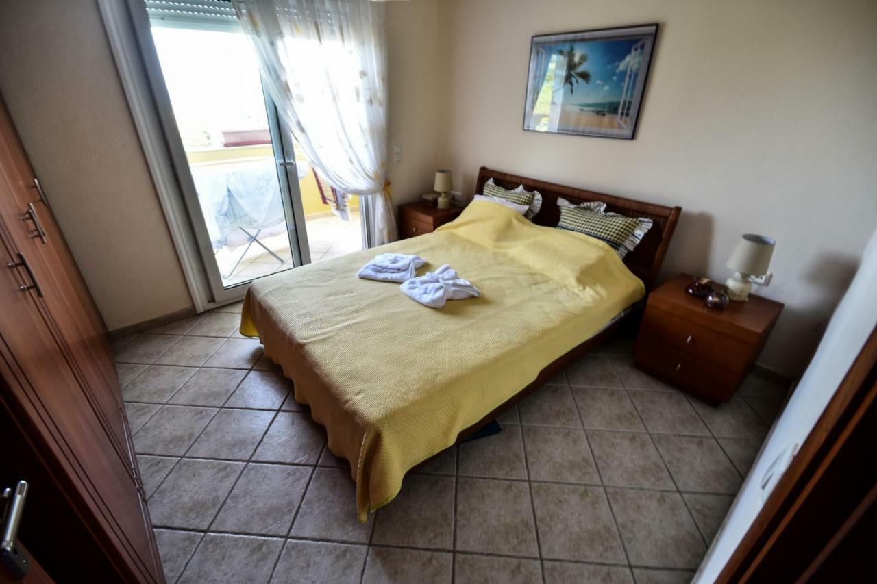 Martha'S Villa Nea Iraklitsa Экстерьер фото