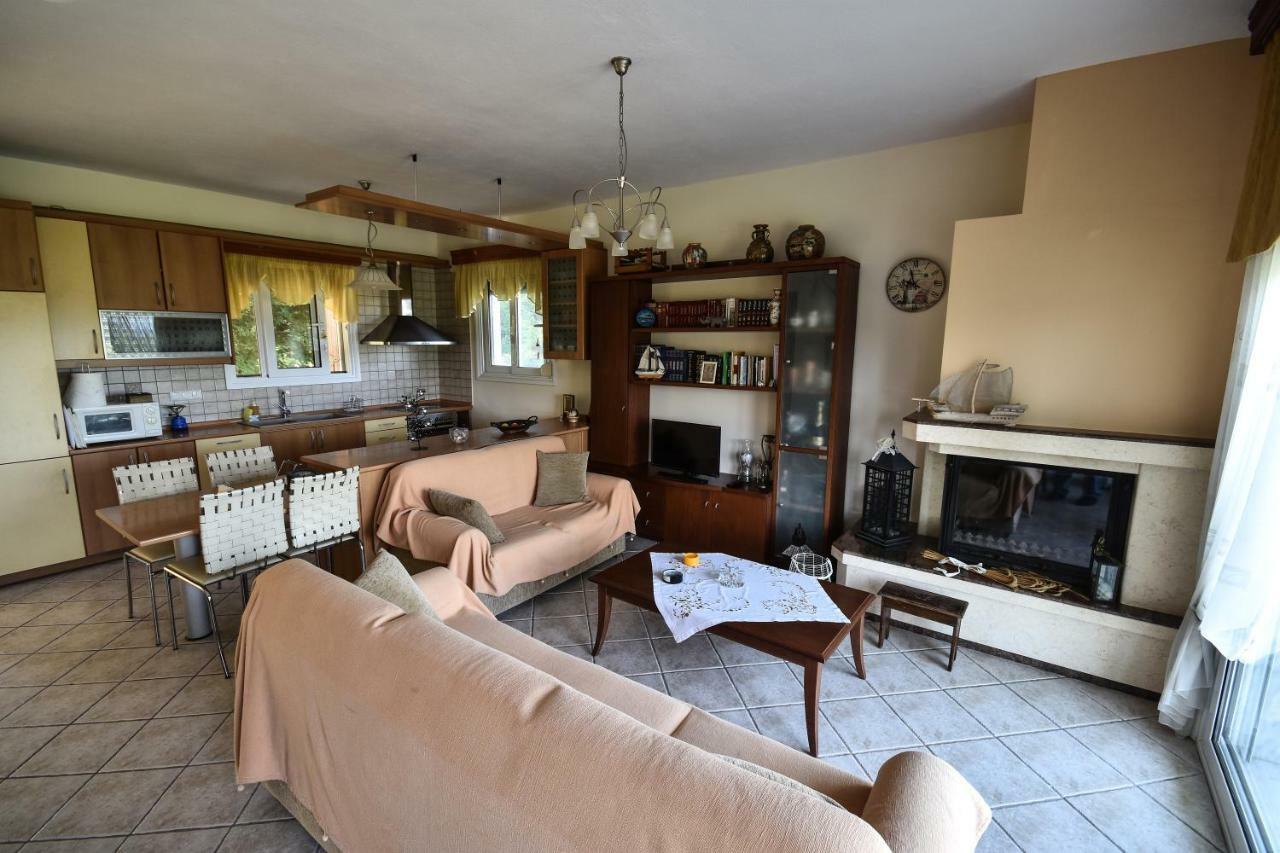 Martha'S Villa Nea Iraklitsa Экстерьер фото