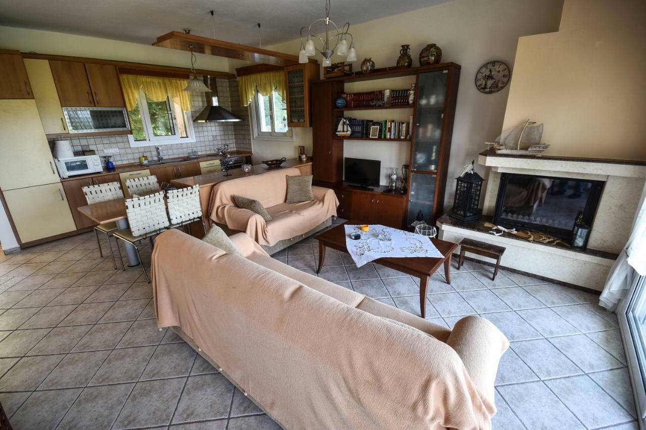 Martha'S Villa Nea Iraklitsa Экстерьер фото